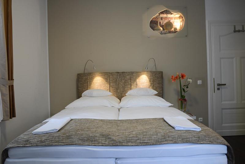 Landhotel Alte Toepferei Duisburg Ngoại thất bức ảnh