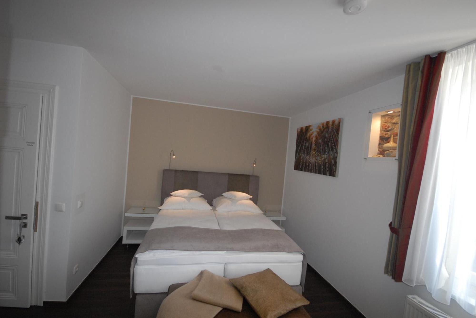 Landhotel Alte Toepferei Duisburg Ngoại thất bức ảnh