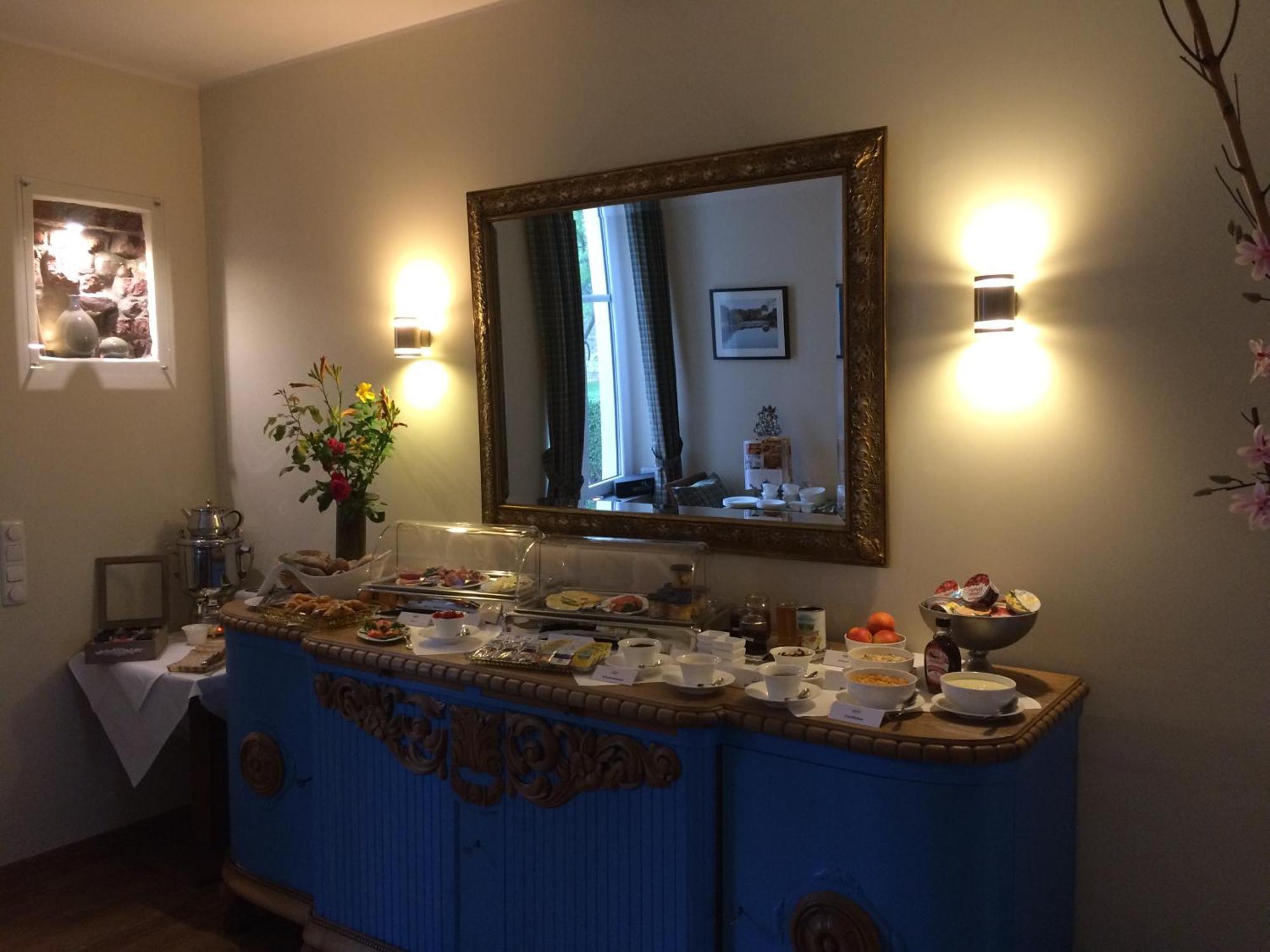 Landhotel Alte Toepferei Duisburg Ngoại thất bức ảnh