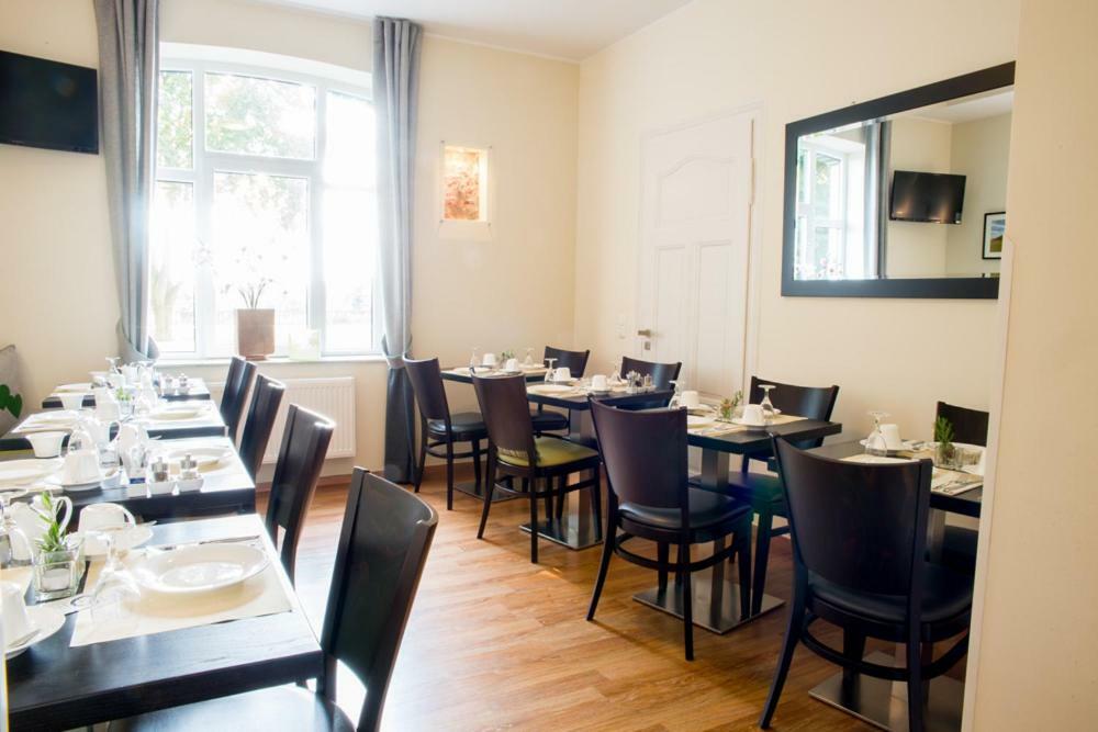 Landhotel Alte Toepferei Duisburg Ngoại thất bức ảnh