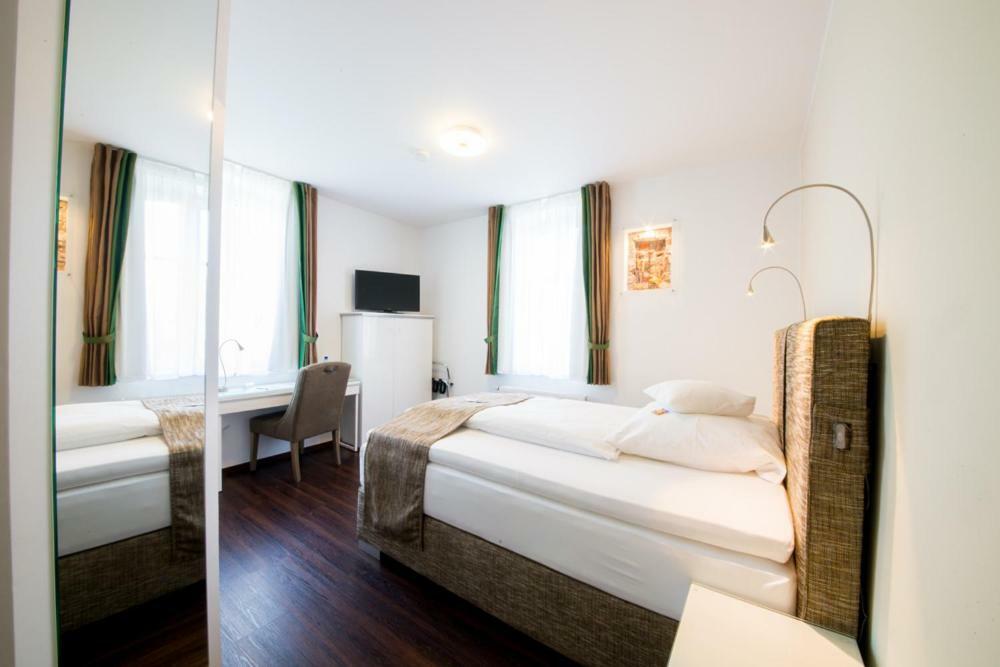 Landhotel Alte Toepferei Duisburg Ngoại thất bức ảnh