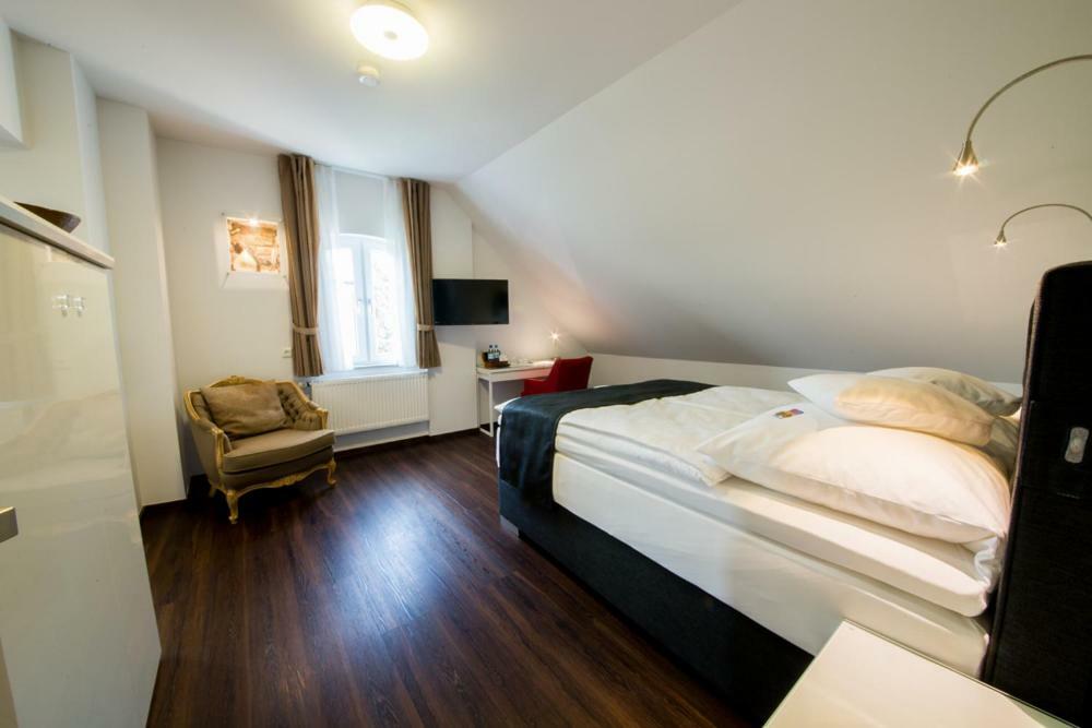 Landhotel Alte Toepferei Duisburg Ngoại thất bức ảnh