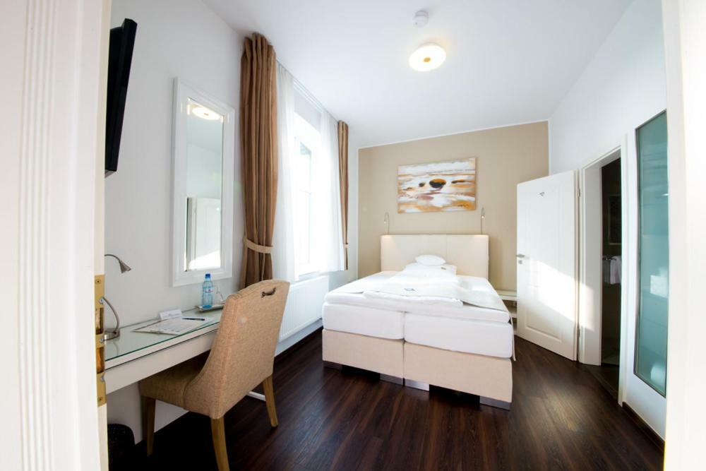 Landhotel Alte Toepferei Duisburg Ngoại thất bức ảnh