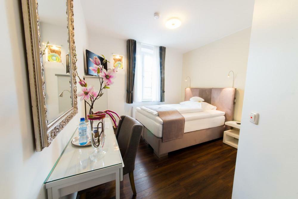 Landhotel Alte Toepferei Duisburg Ngoại thất bức ảnh