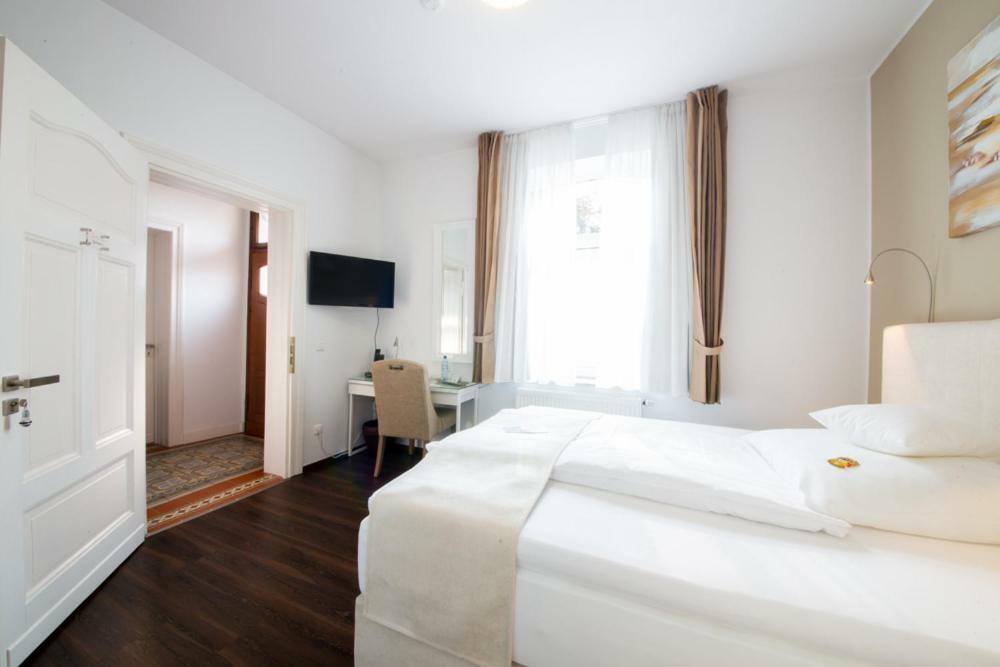Landhotel Alte Toepferei Duisburg Ngoại thất bức ảnh